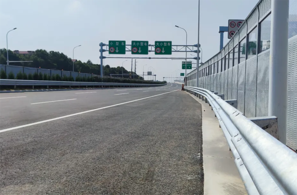 南昌市政建設(shè)集團有限公司項目榮獲“南昌市建筑工程安全文明標(biāo)準(zhǔn)化示范工地”稱號